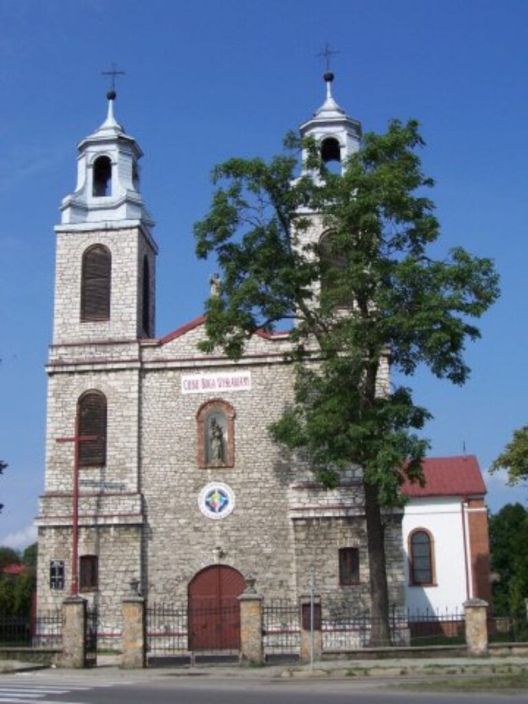 Kościół w Kroczycach – Zajazd Magda zdjęcie 6