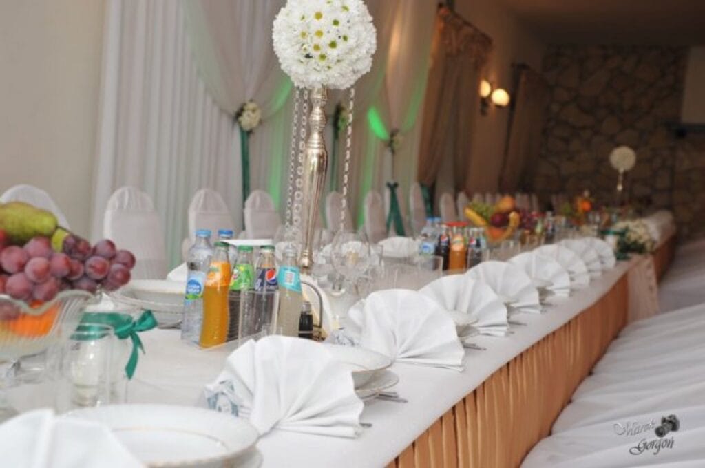 Sala weselna – Zajazd Magda zdjęcie 15